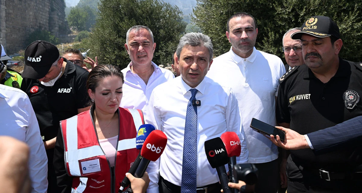 Antalya’da 3 İlçede Yangın Kontrol Altında