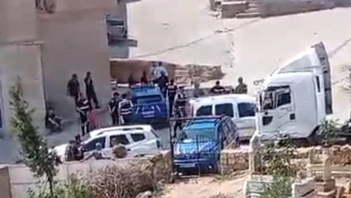 Artuklu’da Akraba Aileler Arasında Silahlı Arazi Kavgası: 1 Ölü, 10 Yaralı