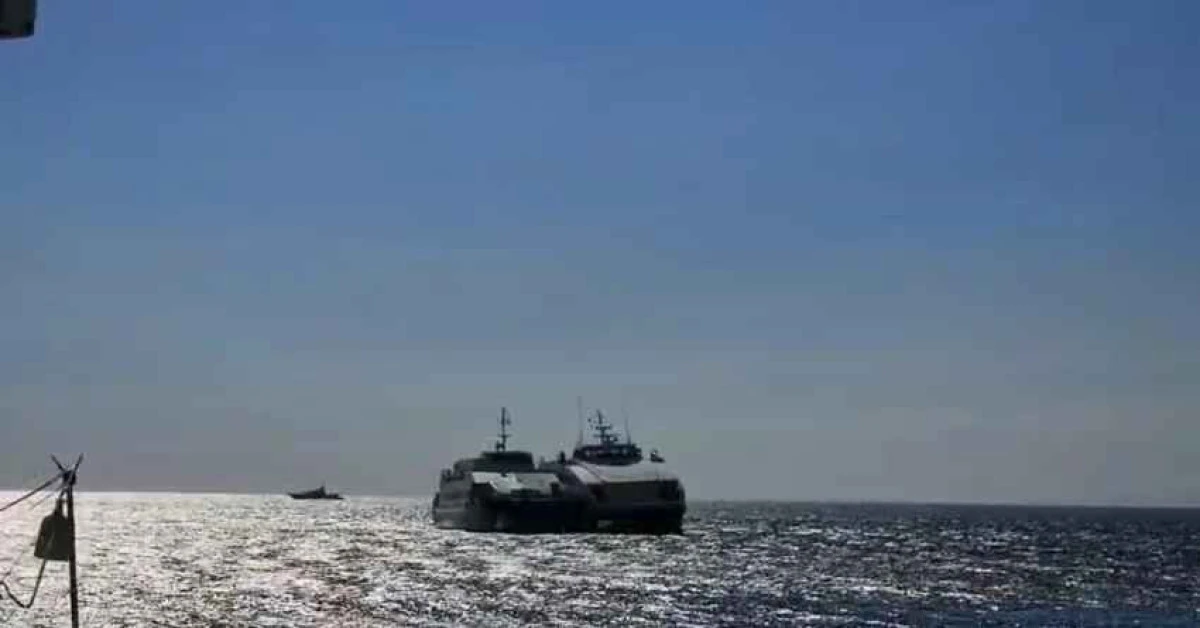 Avşa Adası’nda Deniz Otobüsü Kazası: Yolcular Güvenle Tahliye Edildi