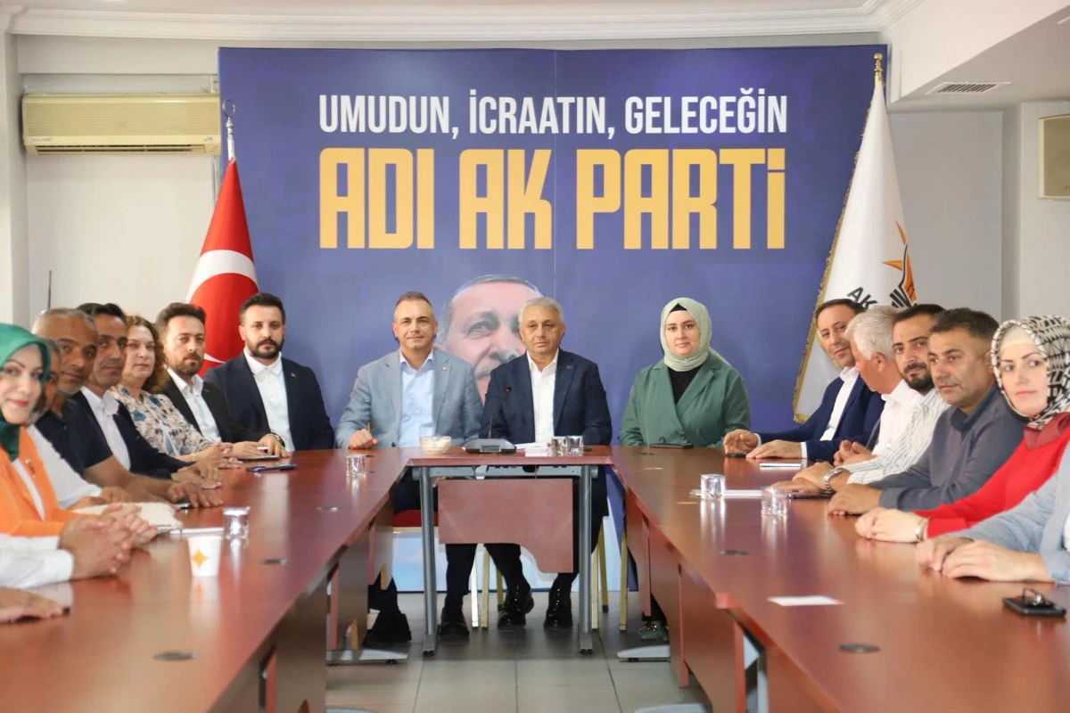 Çevre ve Şehircilik İl Müdürü Malik Batur Esenyurt’u Ziyaret Etti