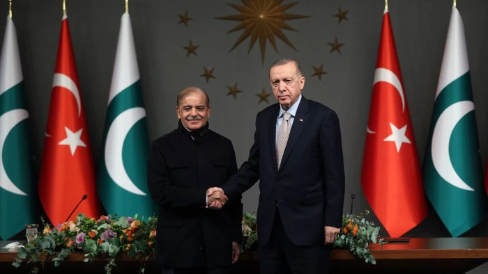 Cumhurbaşkanı Erdoğan, Pakistan Başbakanı Şerif’le telefonda görüştü