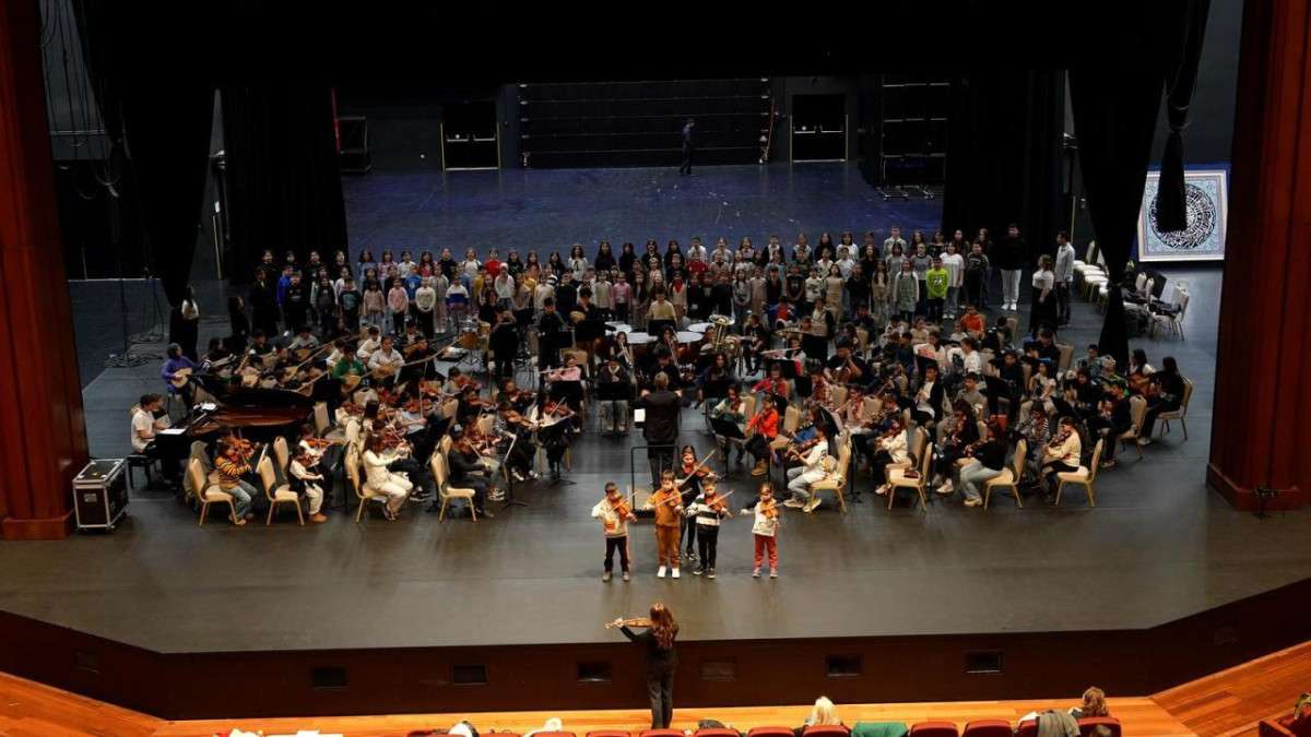 Cumhurbaşkanlığı Çocuk Orkestrası  23 Nisan'da ilk kez sahne alacak. 