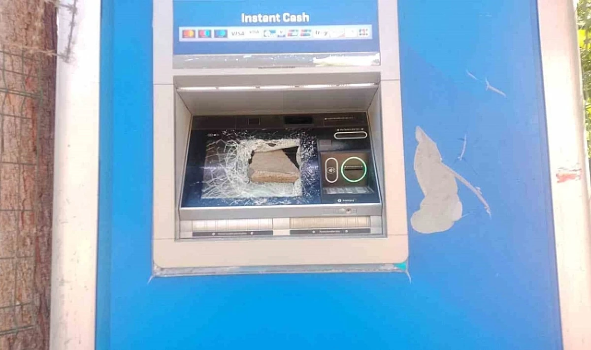 Diyarbakır’da aynı ATM bir ayda üç kez tahrip edildi