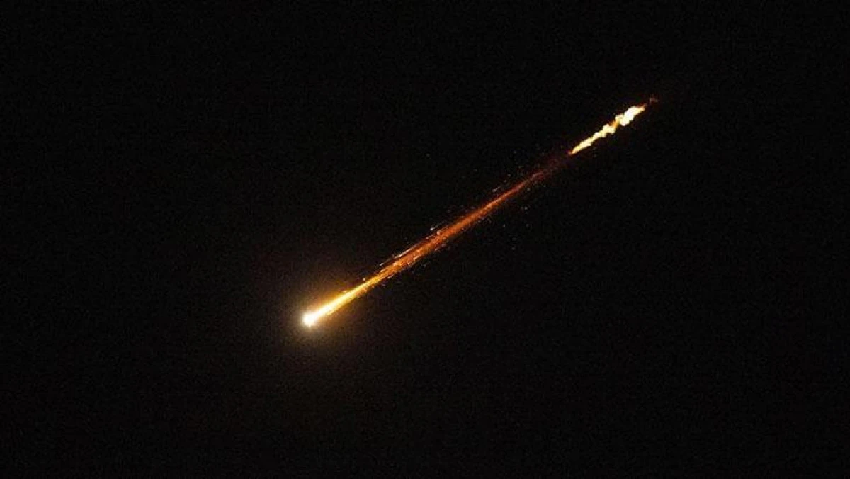 İsrail: İran’dan Gece Boyunca İki Salvoluk 80 Füze Atıldı, 10 Ölü